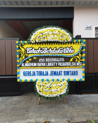 Papan Bunga Duka di Perintis